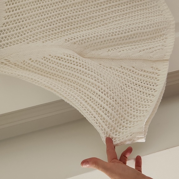 Crochet poncho - Picture 2 of 6